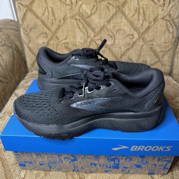 Brooks Women's Ghost 16 Neutral Running Shoe - Black/Black/Ebony Size 6B New - Picture 3 of 7